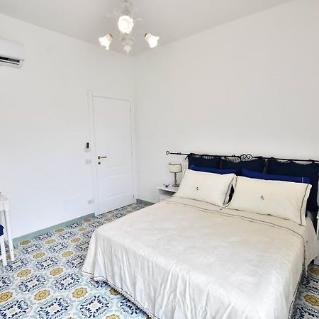 Bed and Breakfast Il Gelsomino Amalfi Exterior foto