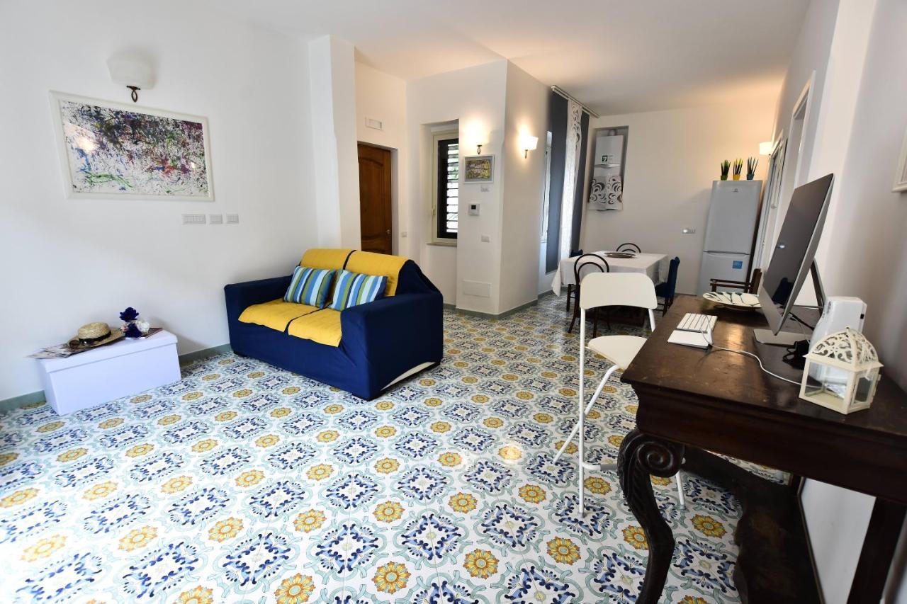Bed and Breakfast Il Gelsomino Amalfi Exterior foto