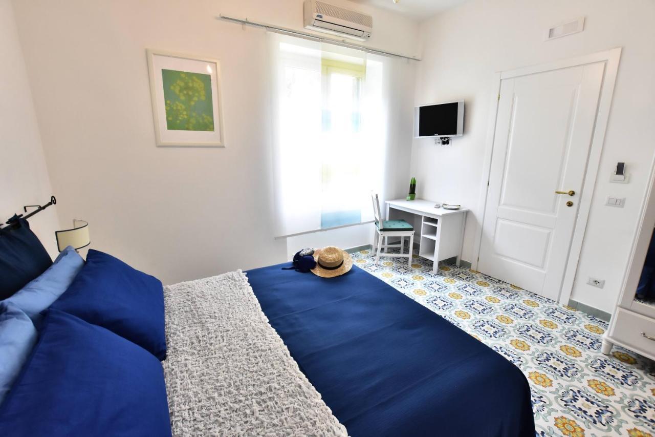 Bed and Breakfast Il Gelsomino Amalfi Exterior foto