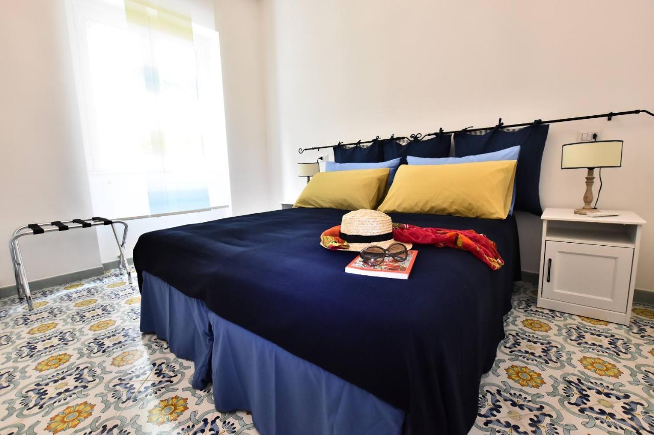 Bed and Breakfast Il Gelsomino Amalfi Exterior foto