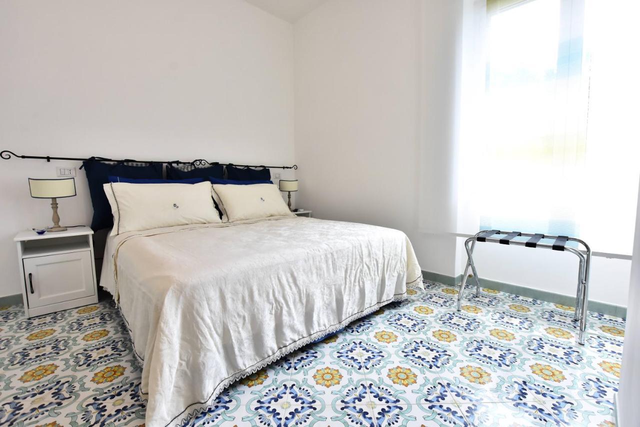 Bed and Breakfast Il Gelsomino Amalfi Exterior foto